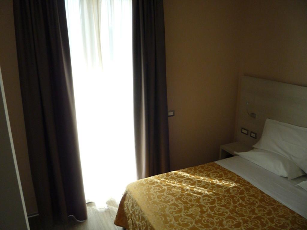 Albergo Aquila Rimini Extérieur photo